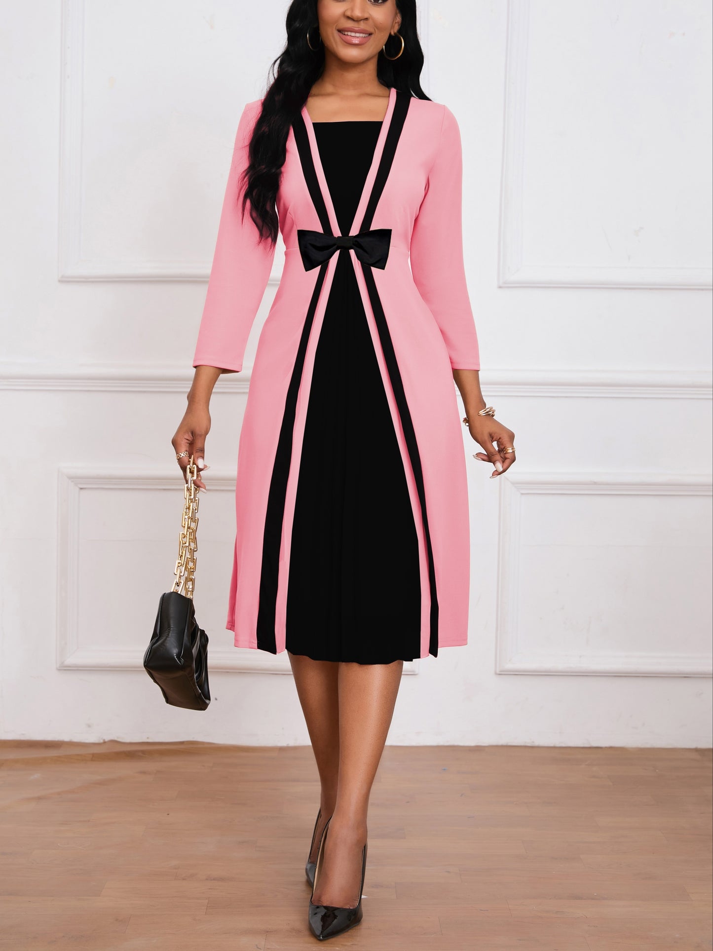 Plus Size Chic Colorblock Dress - Flattering Cinched Waist & Long Sleeves - Versatile Elegance for Any Occasion, Ideal for Curvy Fashion