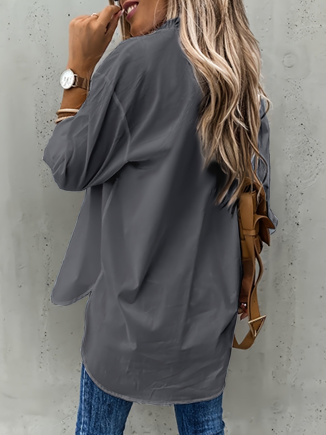 Camisa de mujer con cuello de solapa y manga larga, tejido de poliéster microelástico suave, semitransparente, detalle de bolsillo, ropa informal para todas las estaciones para la oficina y la vida diaria