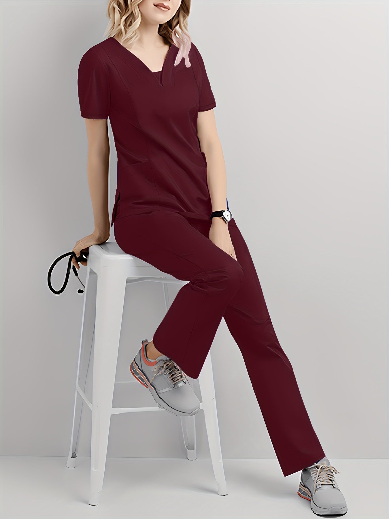 Conjunto médico de dos piezas con cuello en V, manga corta y pantalones elásticos, cómodo y de ajuste cómodo para mujeres | Uniformes médicos duraderos y de fácil cuidado para profesionales de la salud
