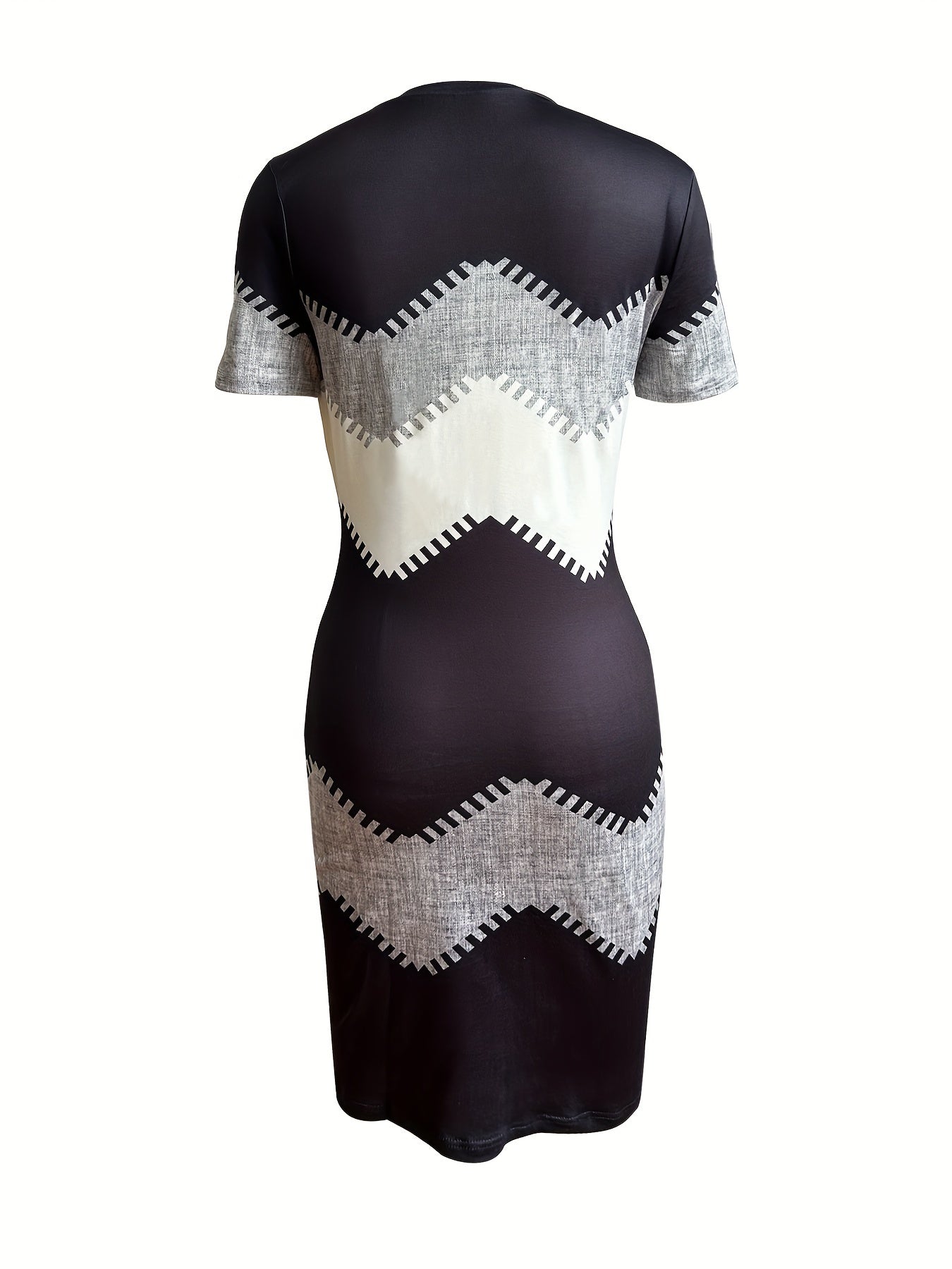 Fashion-Forward Color Block Mini Dress - Flattering Long Sleeves & Crew Neck - Figure-Hugging Bodycon Fit - Trendy Casual Style for Women