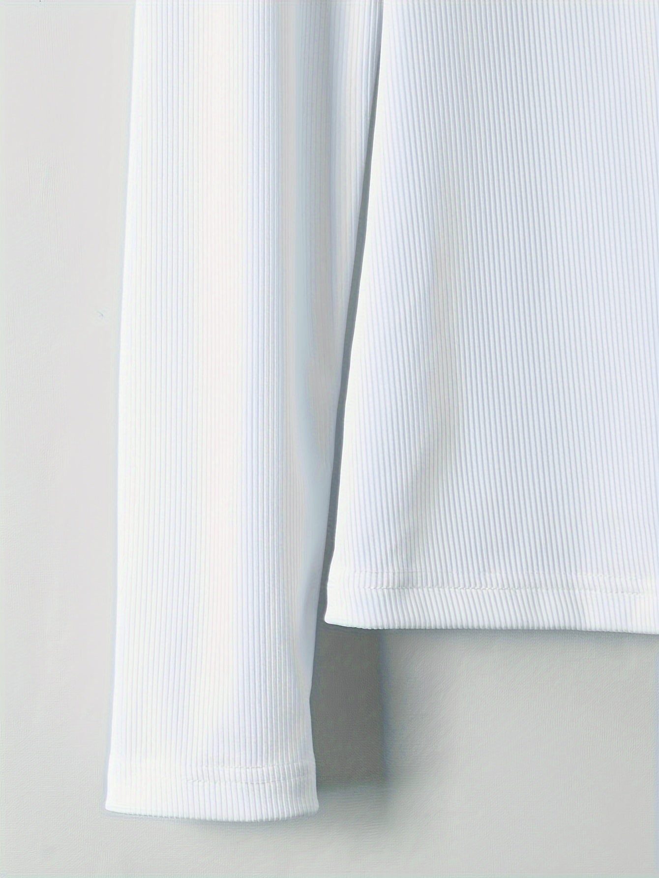 Chic Spring/Summer Women's Knit Sweater - Casual Solid Color with Button Detail, Long Sleeve, Round Neck, Machine Washable