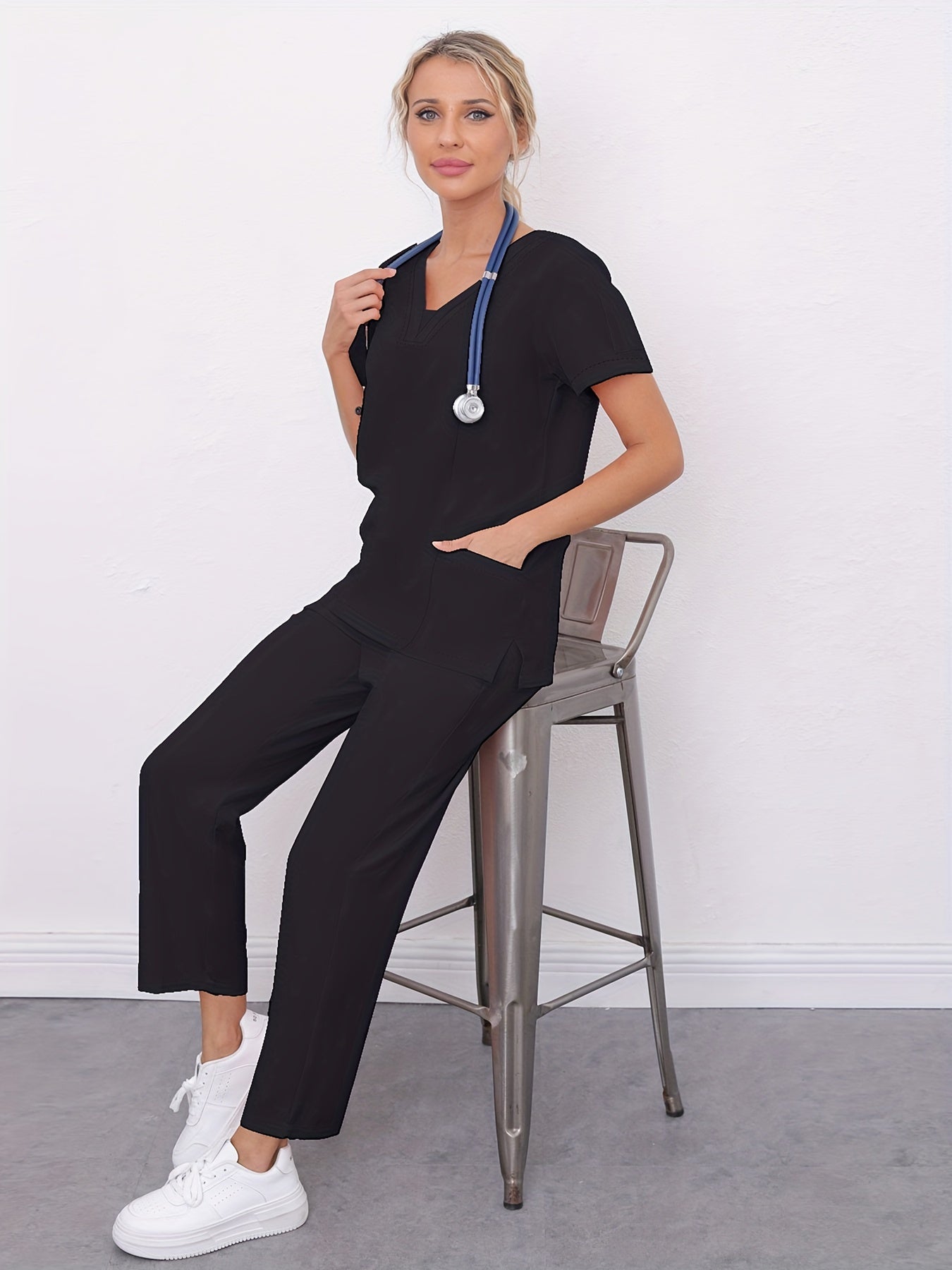 Conjunto de dos piezas liso, camiseta y pantalón de manga corta con cuello en V para atención médica, ropa de mujer