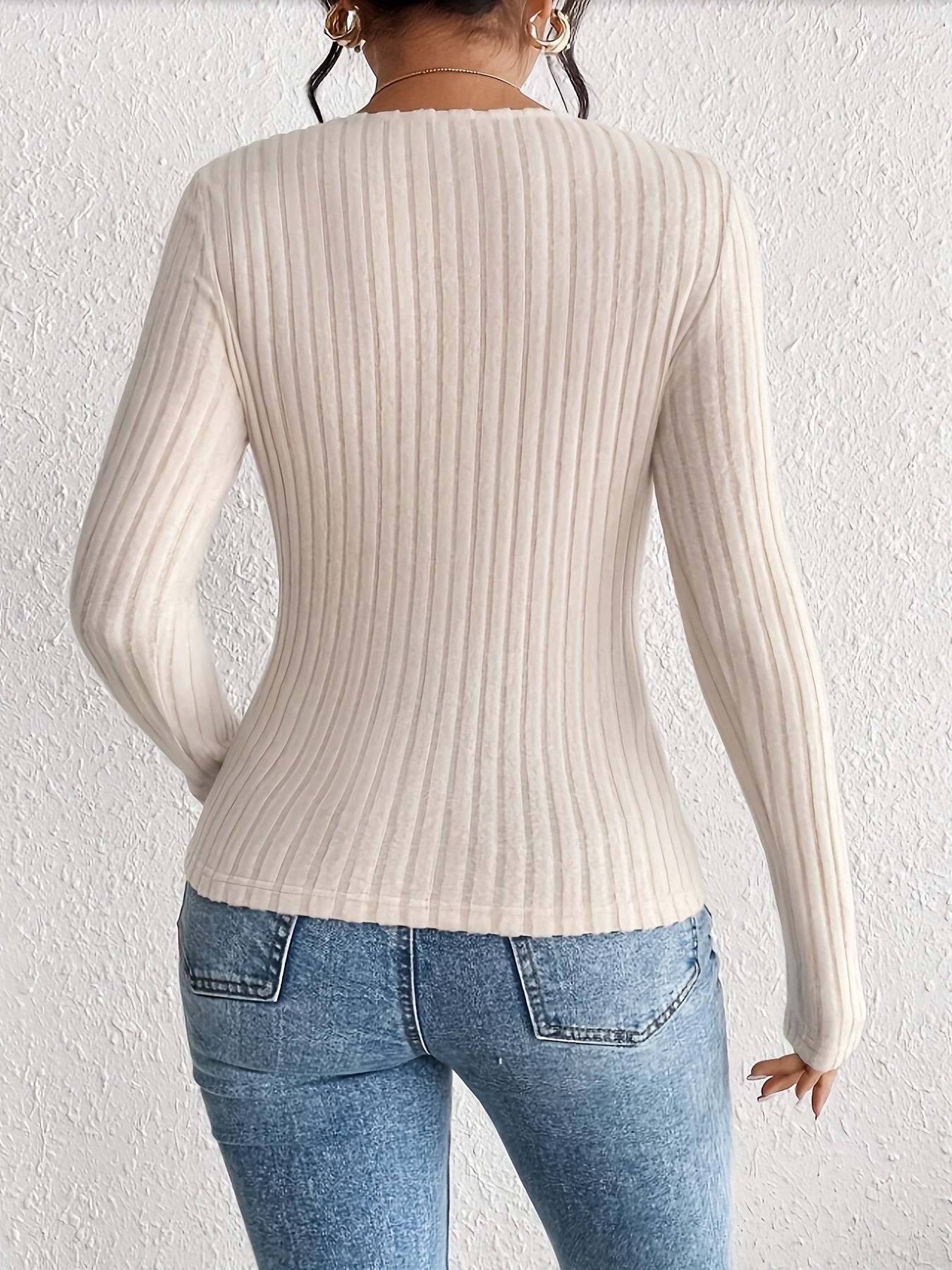 Stylish Plus Size Solid Color Sweetheart Neck T-Shirt - Women Plus Size Clothing, Elegant Long Sleeve Top for Spring and Fall, Comfortable and Flattering Fit, Versatile Wardrobe Essential
