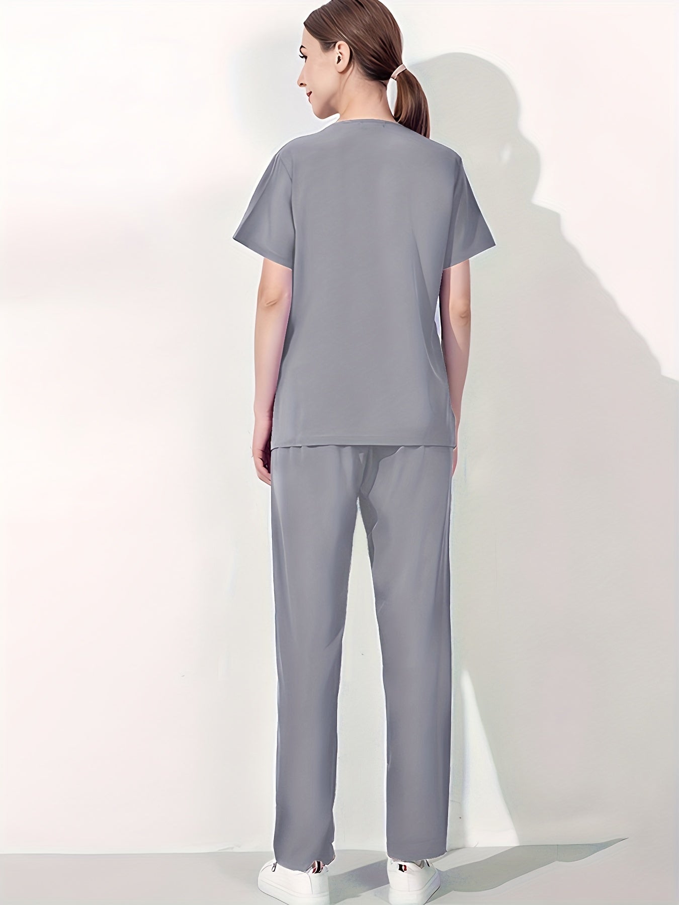 Conjunto médico de dos piezas con cuello en V, manga corta y pantalones elásticos, cómodo y de ajuste cómodo para mujeres | Uniformes médicos duraderos y de fácil cuidado para profesionales de la salud