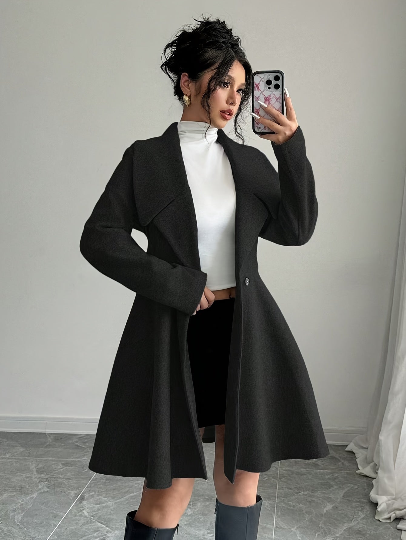 1 abrigo elegante de mujer de color liso con cuello alto, manga larga y doble botonadura, tejido de poliéster para otoño/invierno con detalle de botones