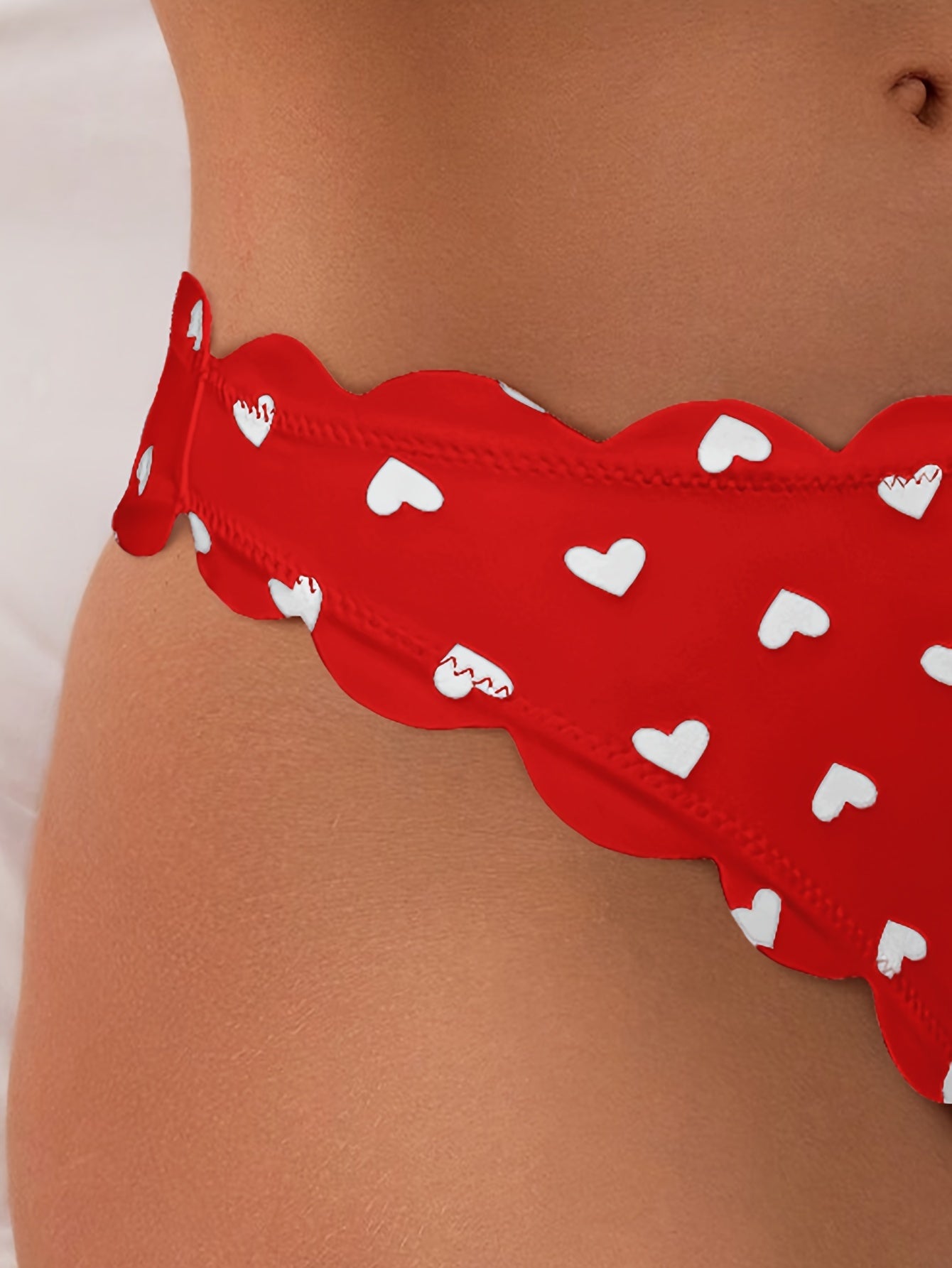 Heart Pattern Bandeau 2 Piece Set Bikini, Tube Top Scallop Trim Tie Front High Cut Swimsuits - Polyester & Spandex
