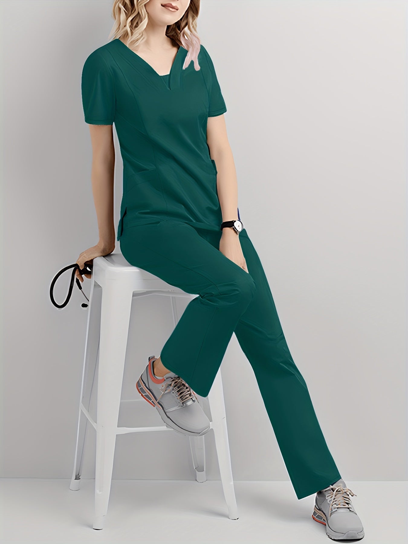 Conjunto médico de dos piezas con cuello en V, manga corta y pantalones elásticos, cómodo y de ajuste cómodo para mujeres | Uniformes médicos duraderos y de fácil cuidado para profesionales de la salud
