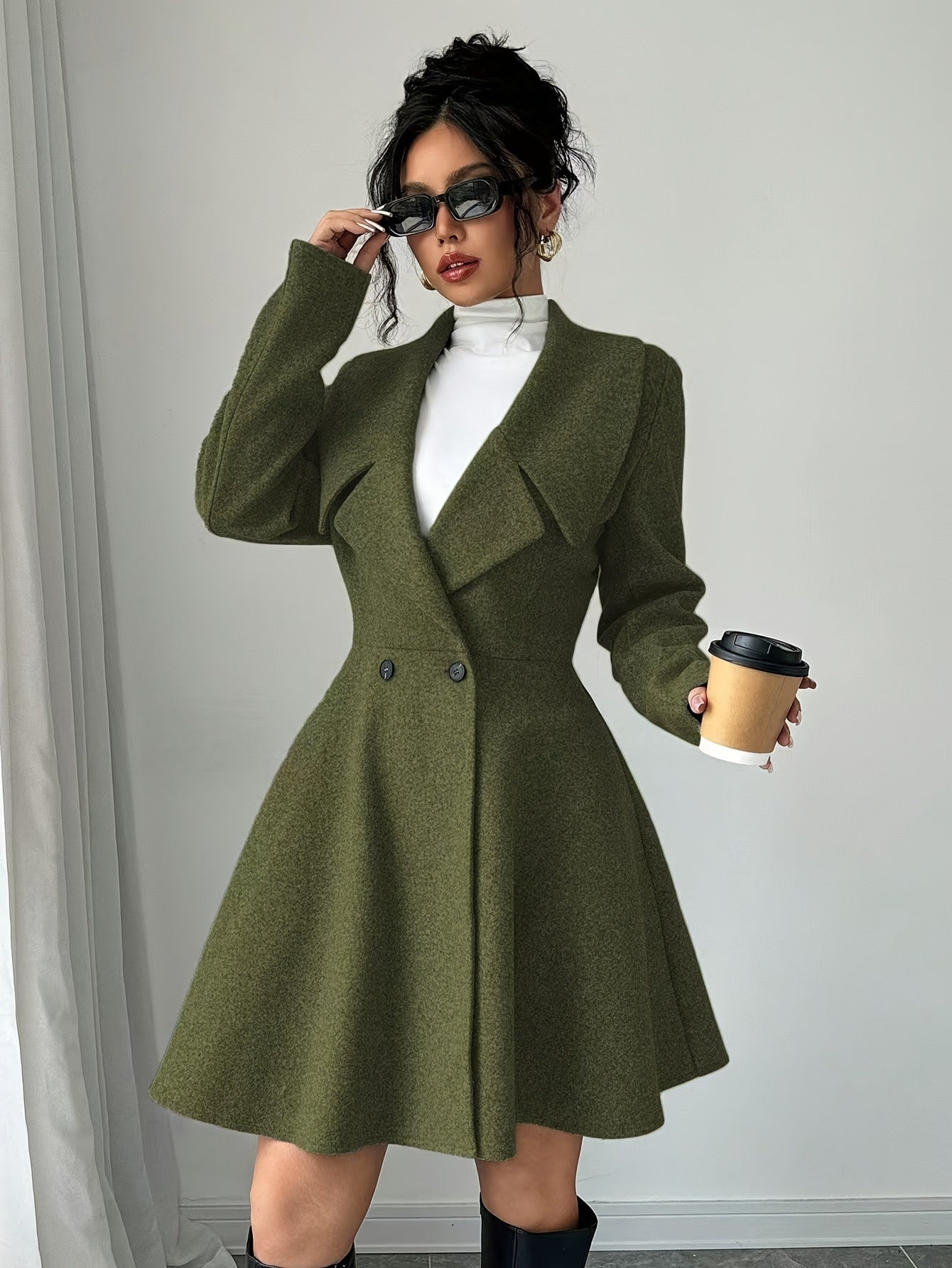 1 abrigo elegante de mujer de color liso con cuello alto, manga larga y doble botonadura, tejido de poliéster para otoño/invierno con detalle de botones