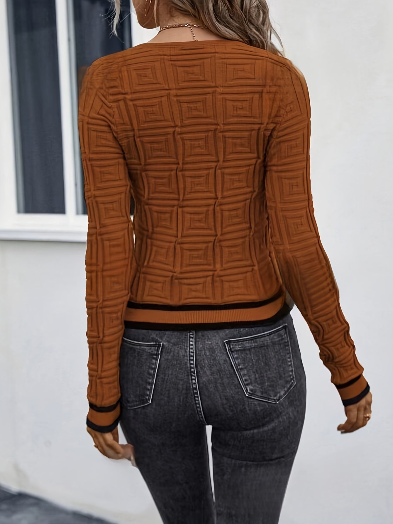 Women's Elegant Scoop Neck Sweater