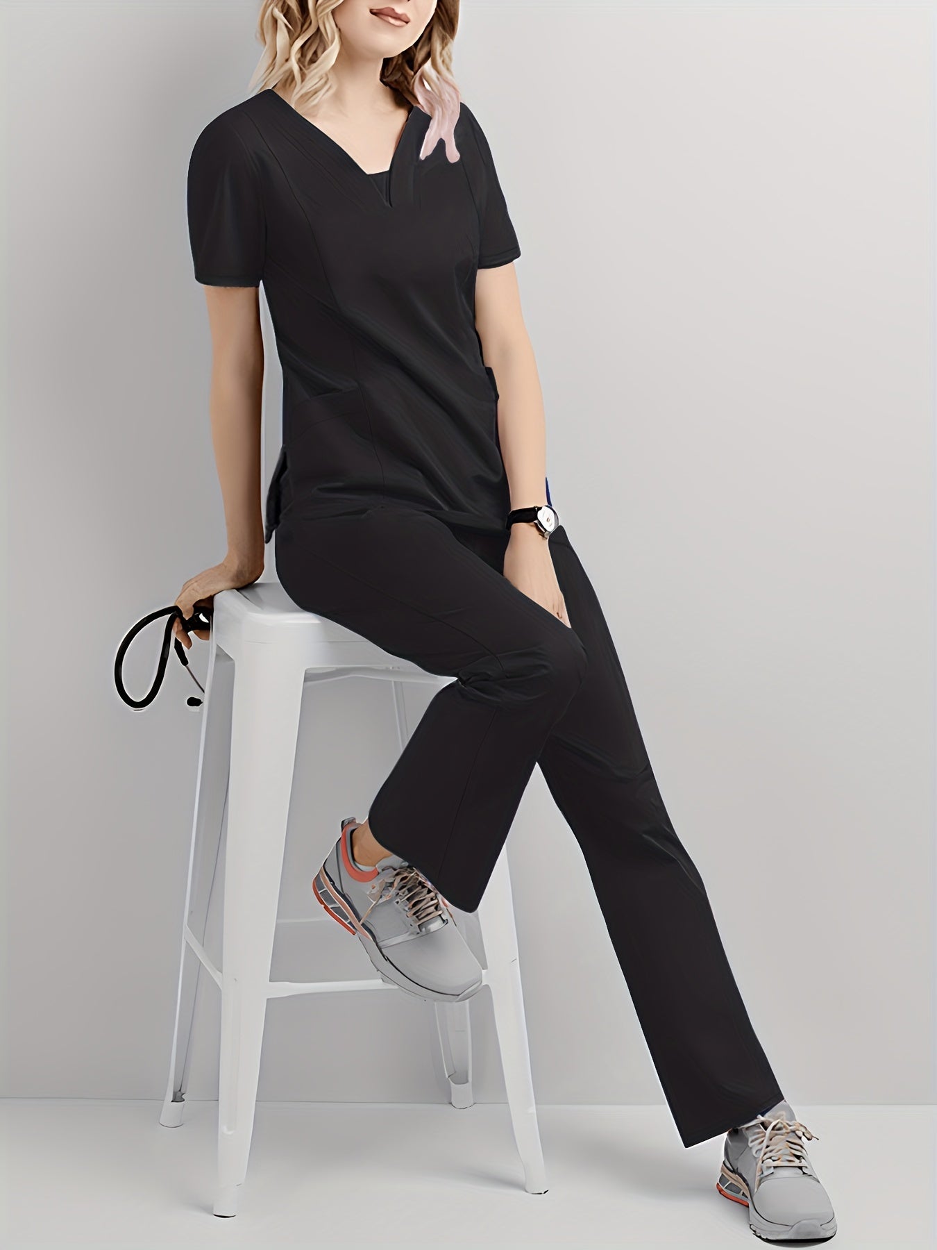 Conjunto médico de dos piezas con cuello en V, manga corta y pantalones elásticos, cómodo y de ajuste cómodo para mujeres | Uniformes médicos duraderos y de fácil cuidado para profesionales de la salud