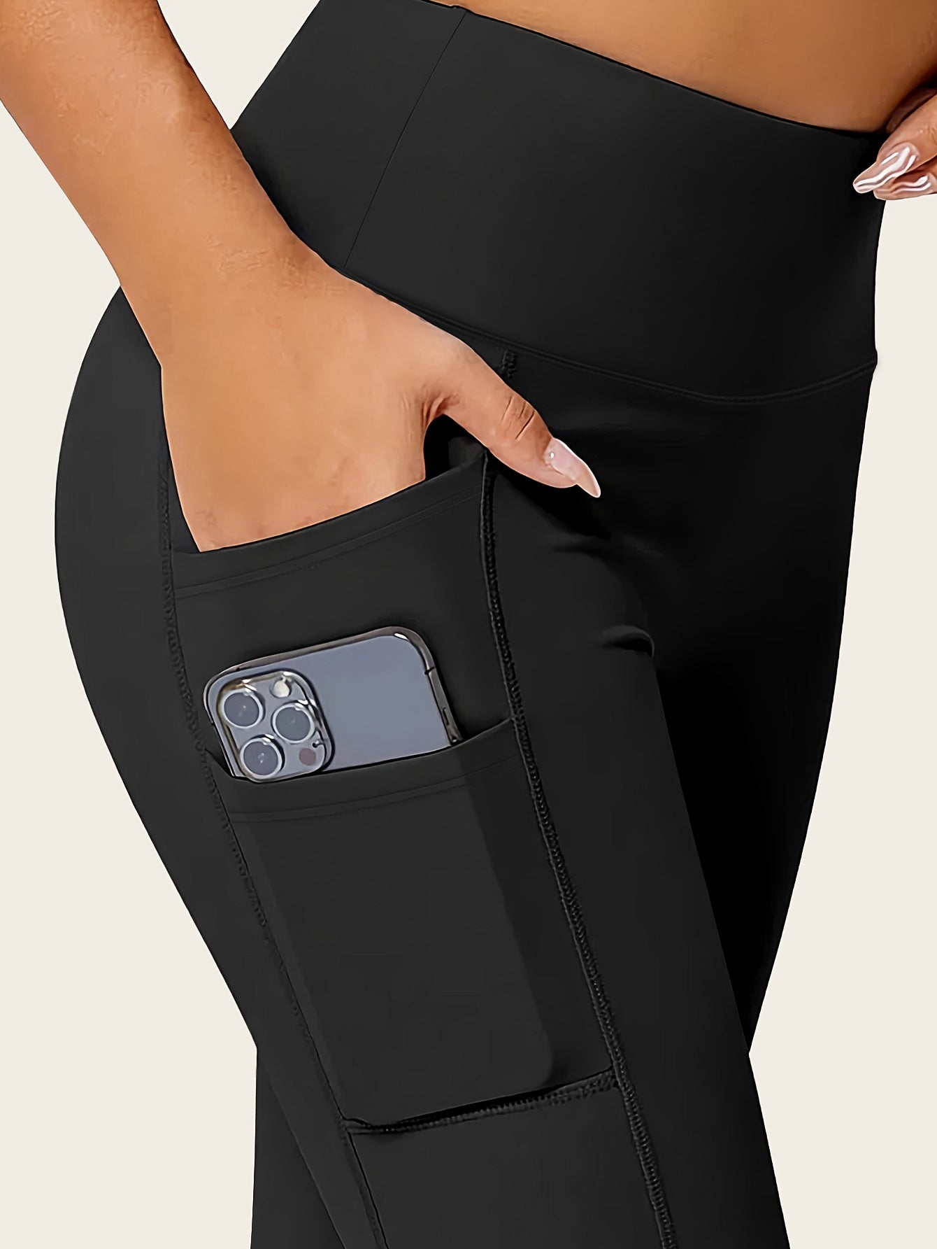 Butt-Lifting High-Waisted Seamless Leggings - Sculpting, Smoothing, and Lifting Shapewear with Phone Pockets and Four-Way Stretch Fabric - Women's Underwear and Shapewear for Comfort and Confidence