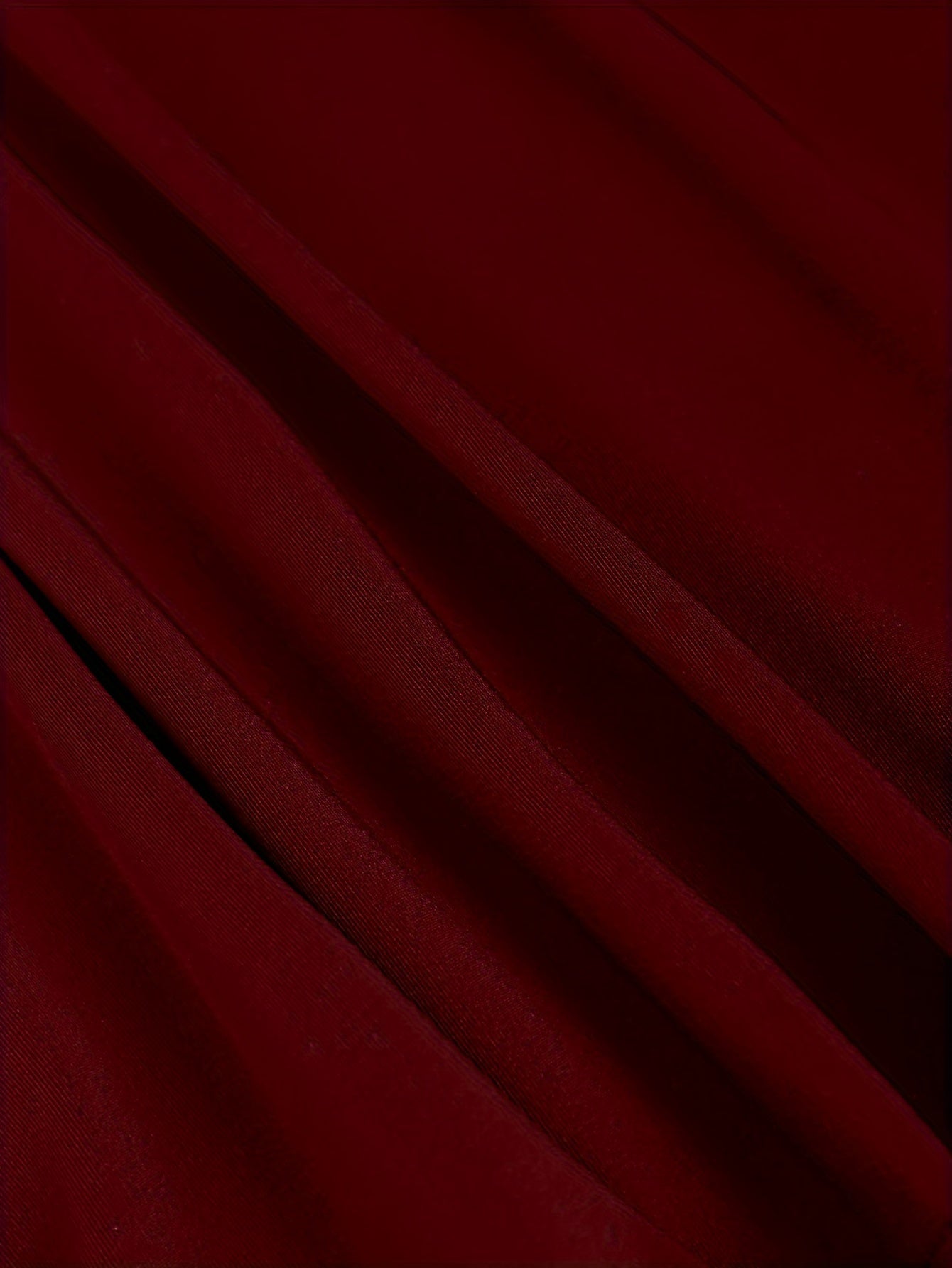 Elegante vestido de talla grande de inspiración gótica con detalle de cordones, escote en V profundo y diseño en forma de A con cintura alta: perfecto para primavera/verano
