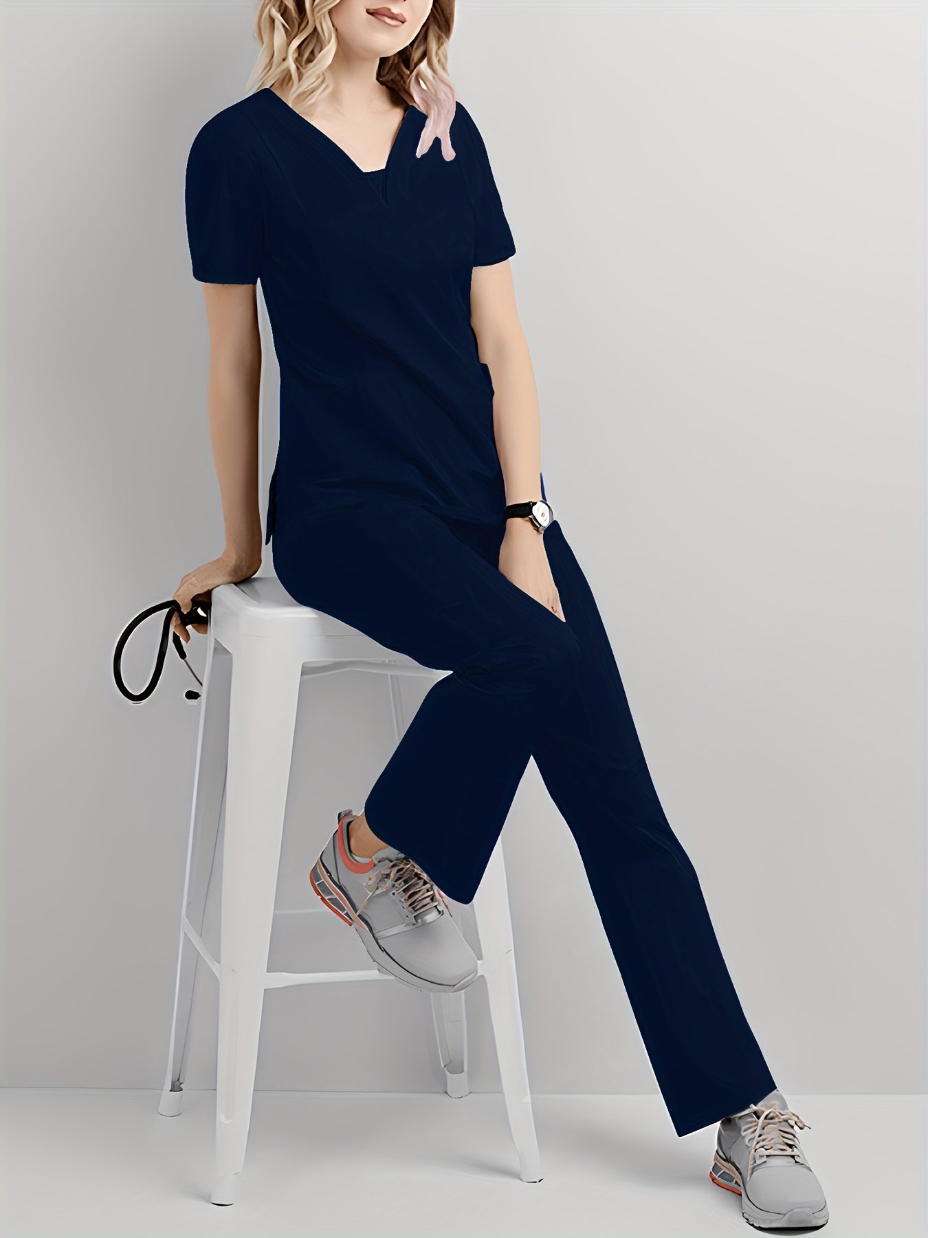 Conjunto médico de dos piezas con cuello en V, manga corta y pantalones elásticos, cómodo y de ajuste cómodo para mujeres | Uniformes médicos duraderos y de fácil cuidado para profesionales de la salud
