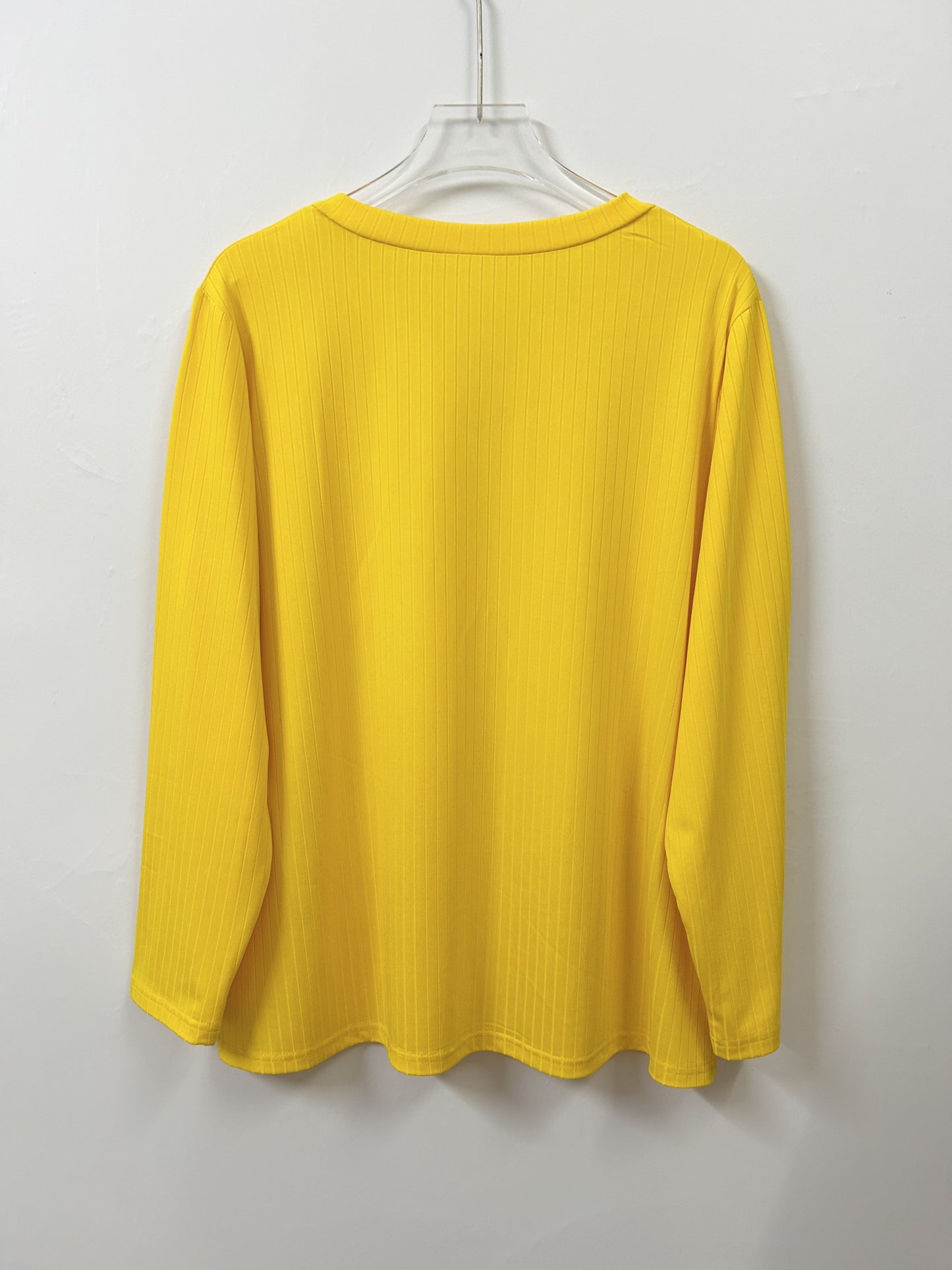 Plus Size Ribbed V Neck Long Sleeve T-Shirt - Soft, Breathable, Casual Wear for Everyday - Women's Comfortable Clothing for Work, Date, or Leisure