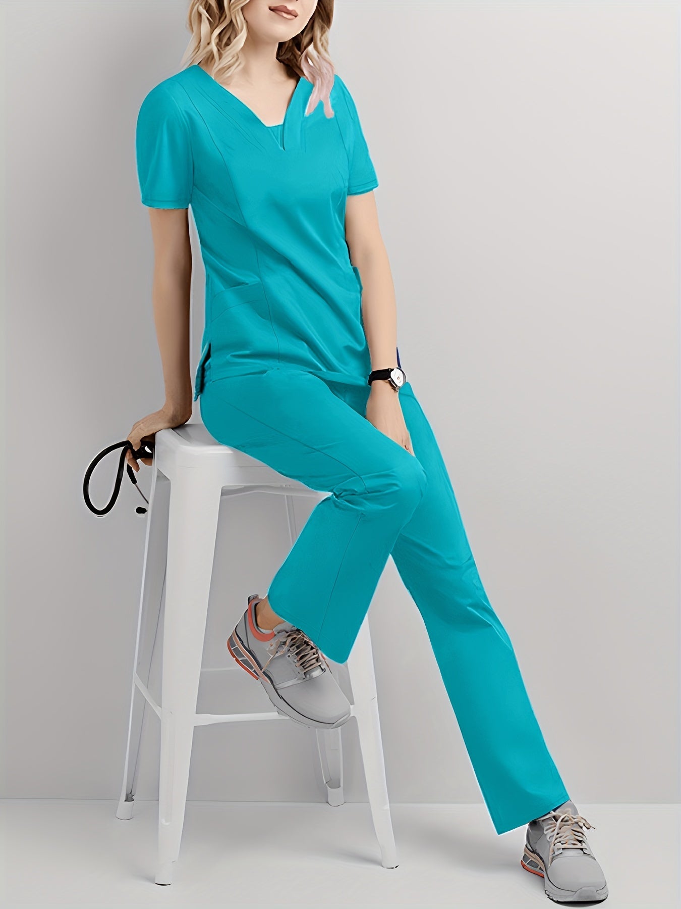 Conjunto médico de dos piezas con cuello en V, manga corta y pantalones elásticos, cómodo y de ajuste cómodo para mujeres | Uniformes médicos duraderos y de fácil cuidado para profesionales de la salud