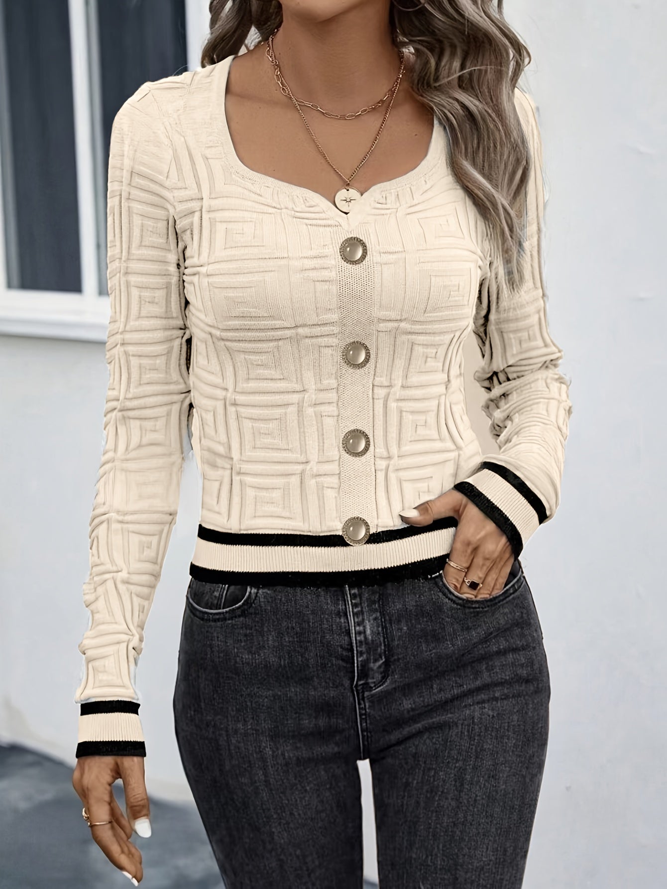 Women's Elegant Scoop Neck Sweater