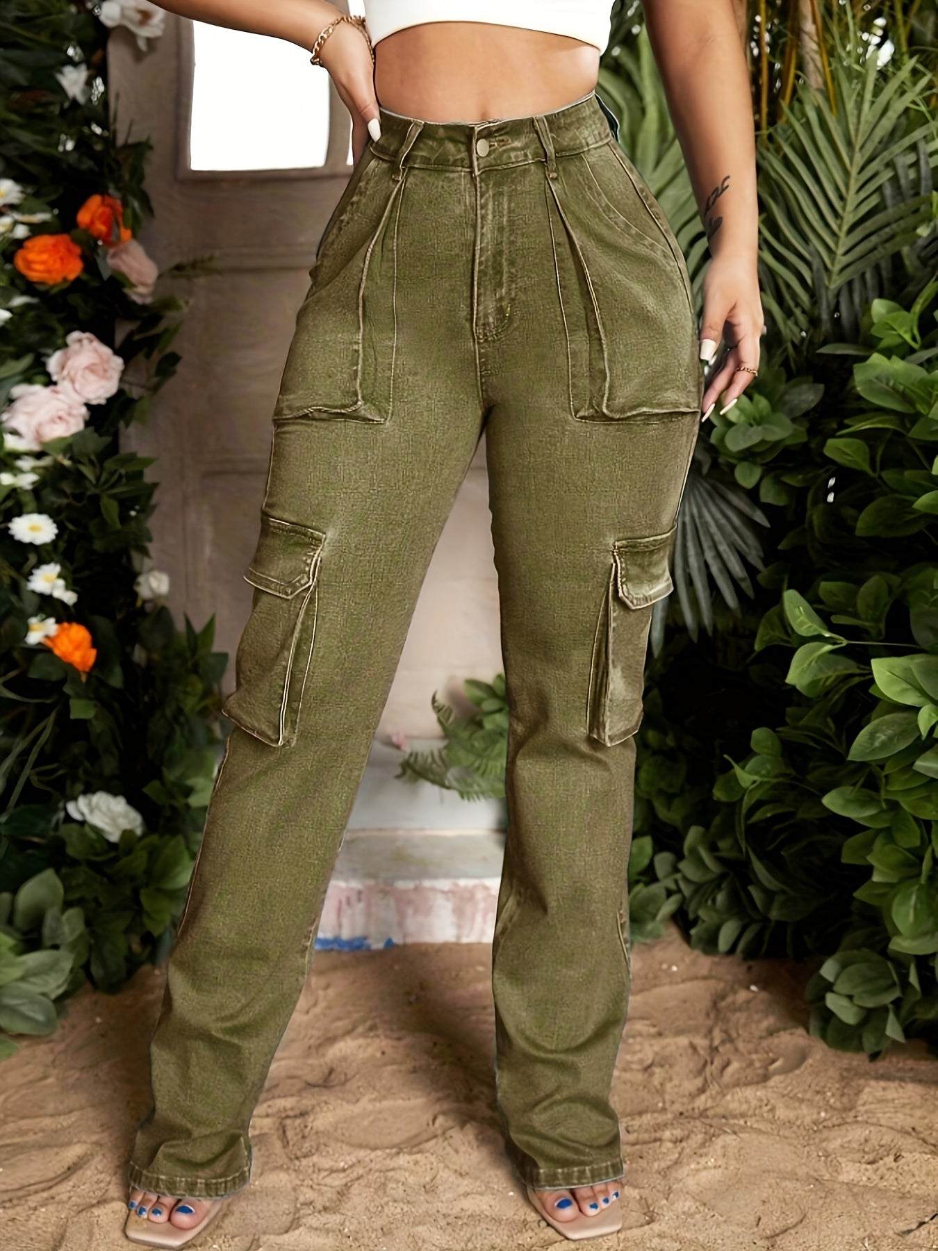 Stylish Multi-Pocket Loose Fit Cargo Jeans