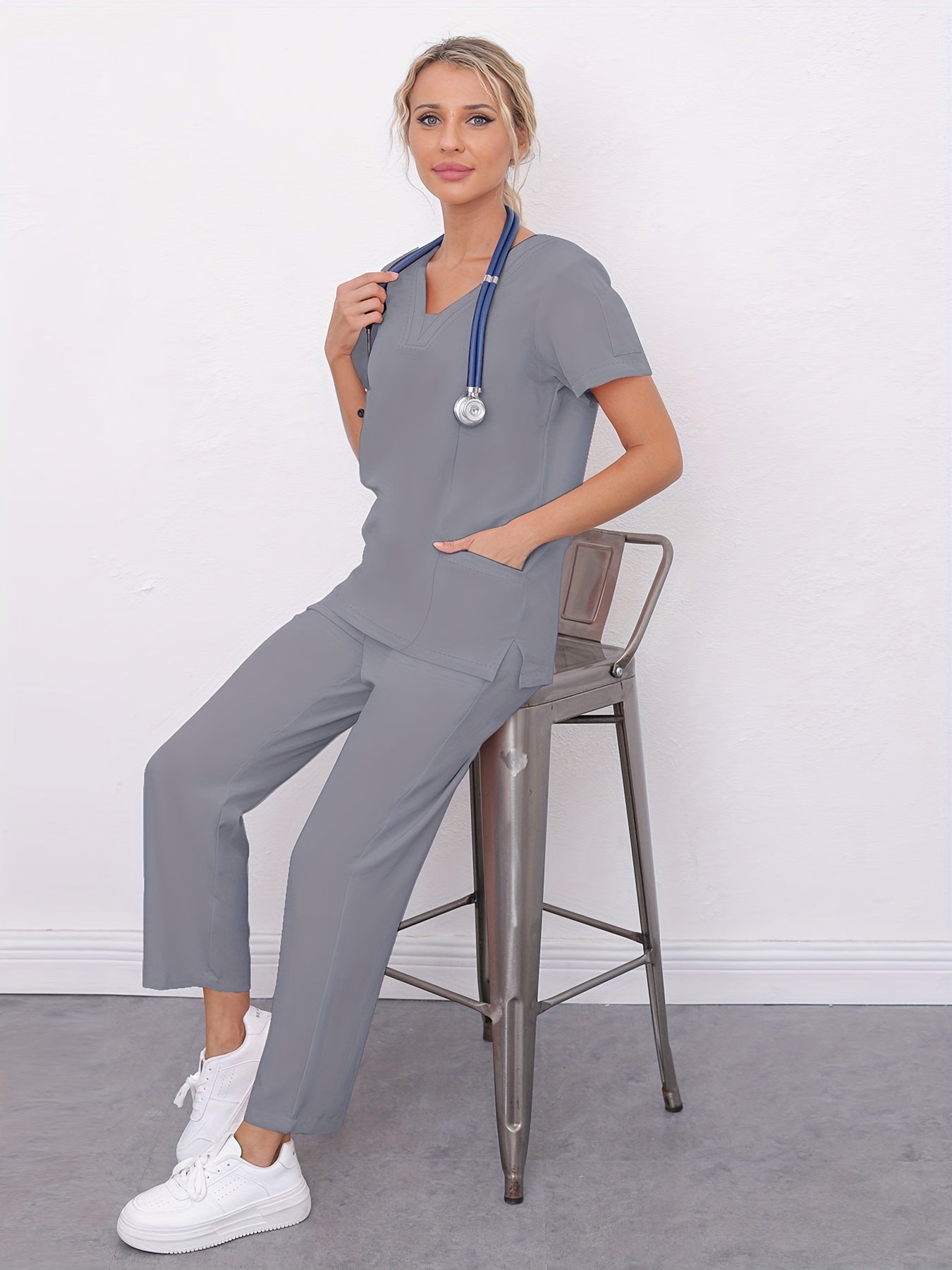 Conjunto de dos piezas liso, camiseta y pantalón de manga corta con cuello en V para atención médica, ropa de mujer