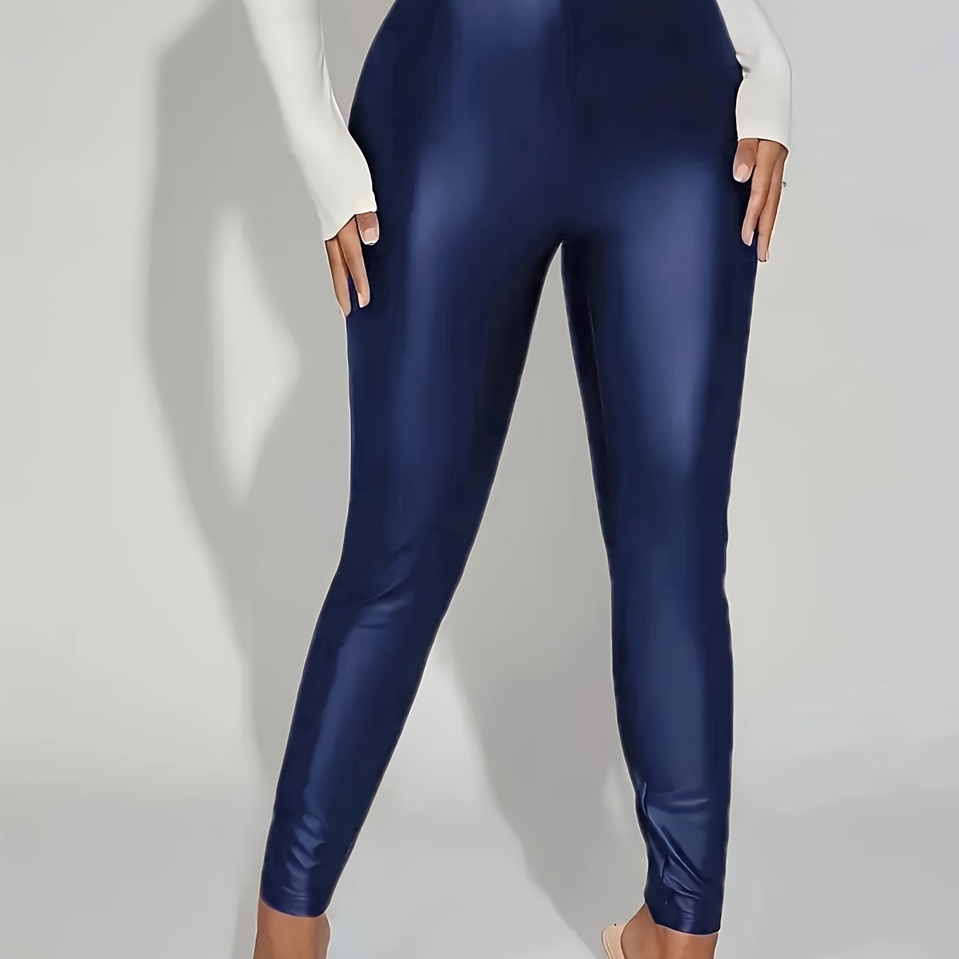 Plus Size Chic Faux Leather Leggings - Sleek, Stretchy & Comfortable, Solid Color Skinny Pants Casual Wear Leggings