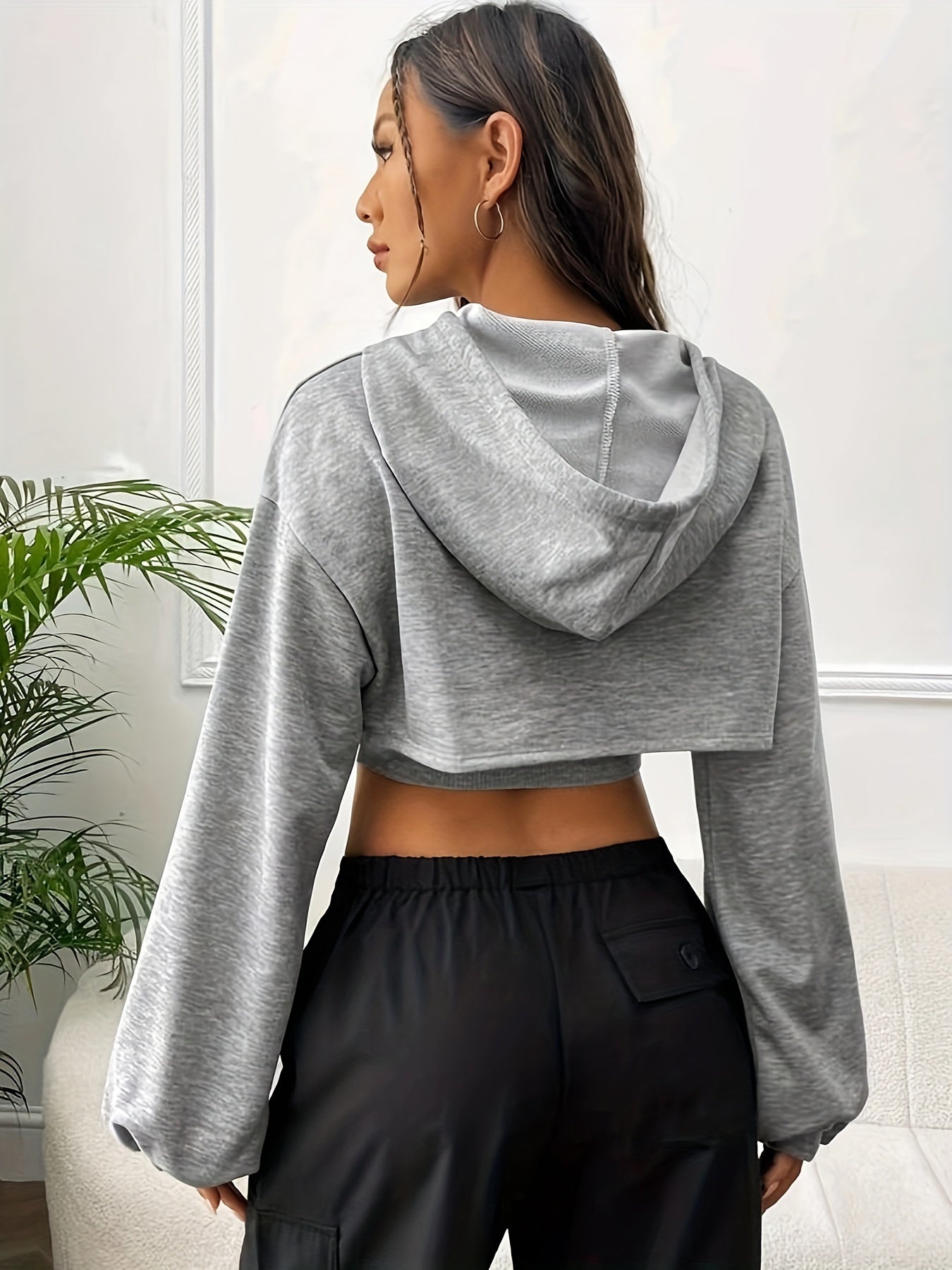 Womens Stylish Solid Color Cropped Hoodie - Trendy American Casual Sweatshirt with Long Sleeves for Comfortable Athleisure Wear