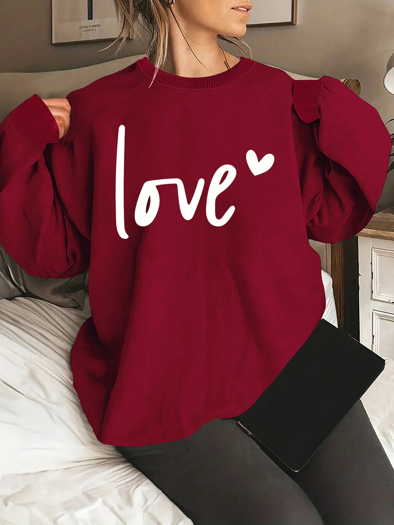 Sudadera con cuello redondo y estampado de letras Love de talla grande - Jersey de poliéster suave y ligeramente elástico para mujer - Básico informal para otoño y primavera con impresión de posicionamiento