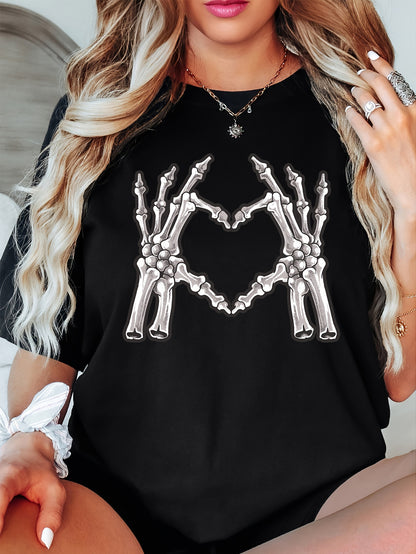 Plus-size Gothic skull print short-sleeved loose T-shirt, women's plus-size casual pullover T-shirt