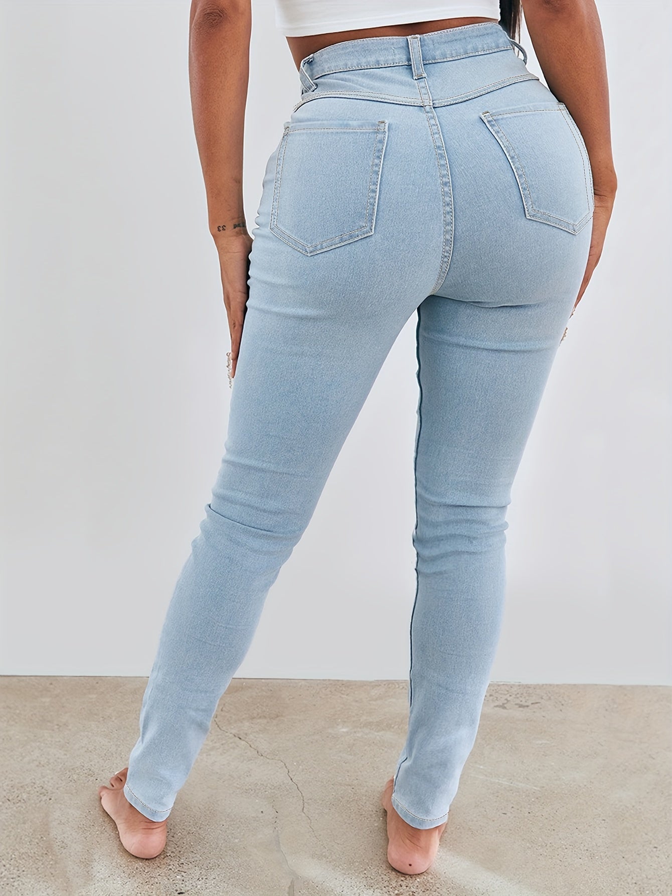 Chic Plus Size High-Rise Stretch Skinny Jeans