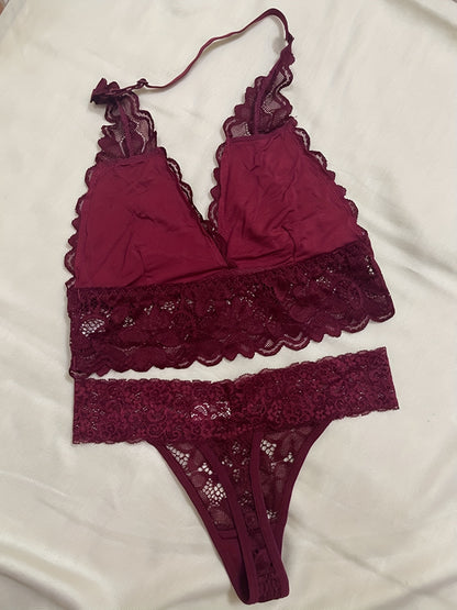 Floral Lace Bra & Panties Lingerie Set - LuxyXO