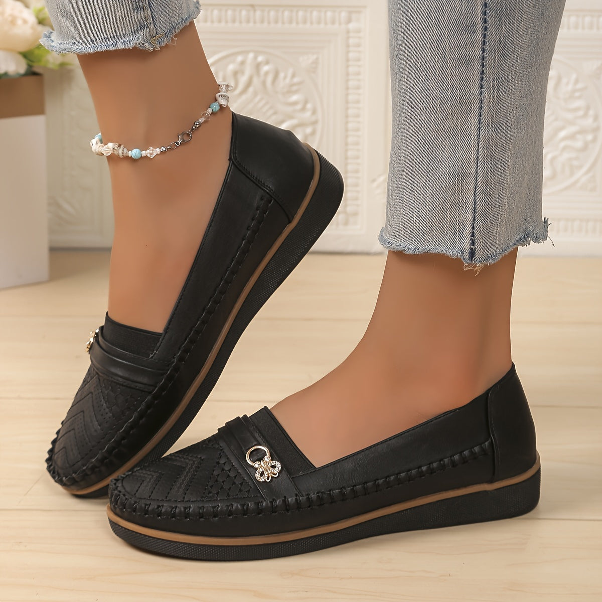 Elegant Women's Slip-On Loafers with Decorative Buckle - Retro Solid Color, Versatile Casual Shoes