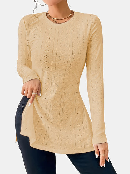 Elegante camiseta de manga larga con cuello redondo y ojales lisos de talla grande: camisetas de talla grande con detalle de abertura, ropa informal para las temporadas de primavera y otoño, ropa cómoda para mujeres con curvas