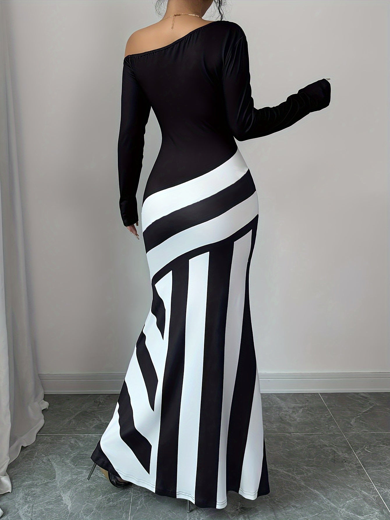 Elegant Off-Shoulder Striped Maxi Dress for Women - Long Sleeve, Bodycon Fit, Machine Washable