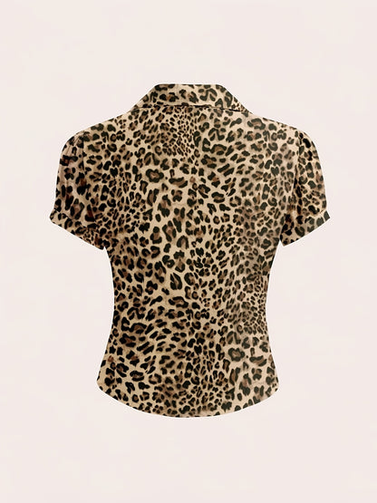 Blusa elegante con escote en V y detalle de botones y estampado de leopardo - Manga corta