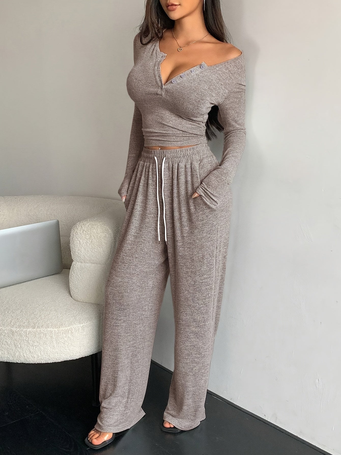 Women's Casual V-Neck Knit Pantsuit Set - Polyester Blend Long Sleeve Button-Top with Drawstring Pocket Pants, Solid Color Two-Piece Outfit for Fall/Winter