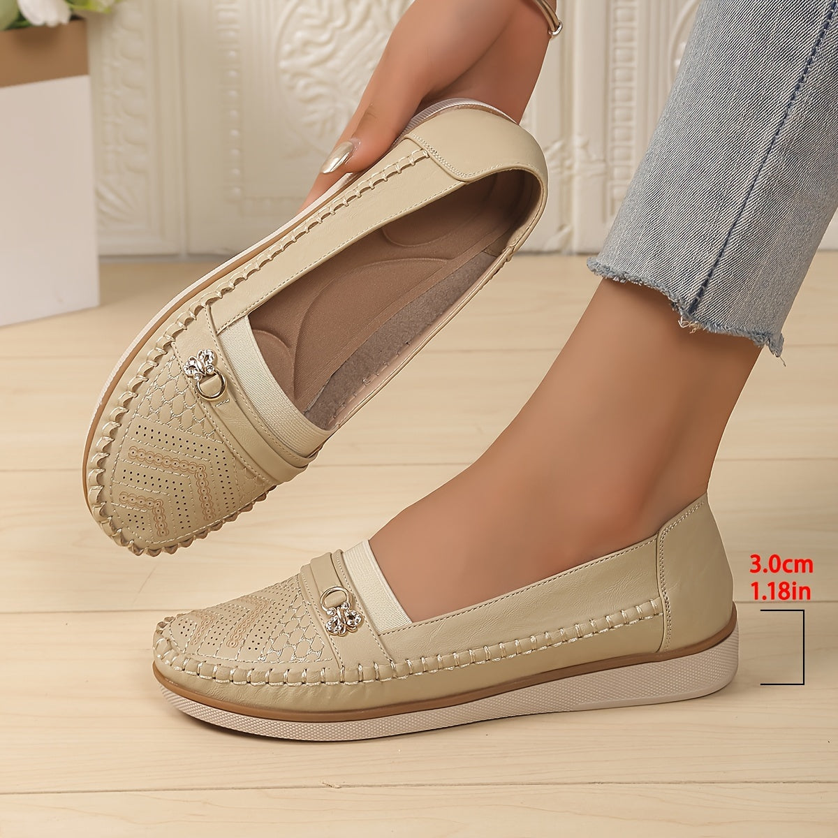 Elegant Women's Slip-On Loafers with Decorative Buckle - Retro Solid Color, Versatile Casual Shoes