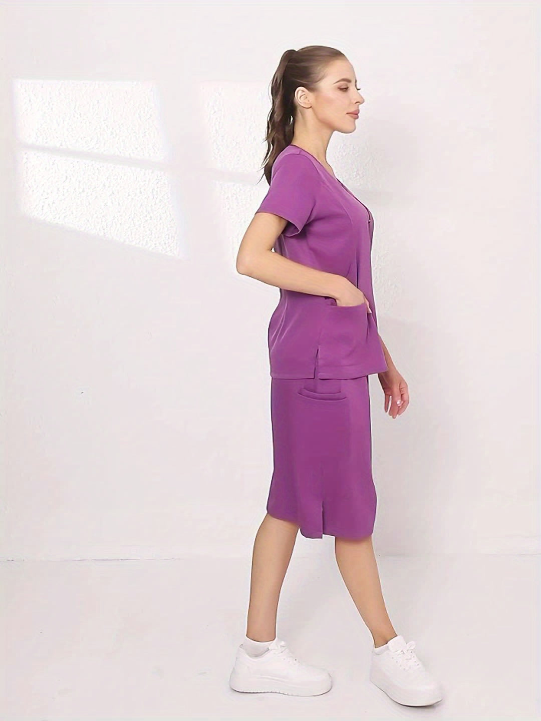 Conjunto de uniforme médico moderno y cómodo: transpirable y funcional