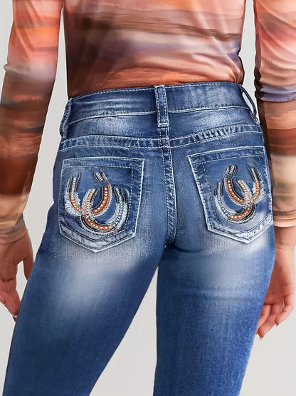 Pantalones vaqueros ajustados con bigotes bordados y estilo de talla grande: ropa vaquera retro para mujer con detalle de bolsillo trasero: pantalones de moda en azul lavado para figuras con curvas