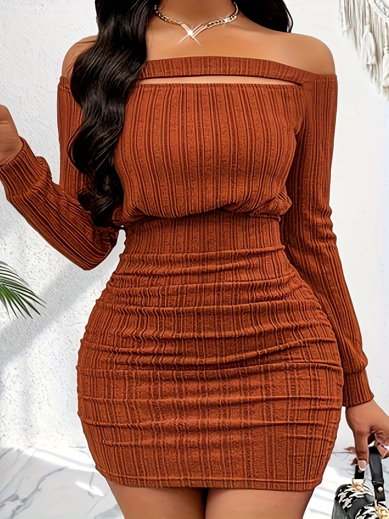 Sexy Women's Hollow Dress with Exposed Shoulders And Front Placket