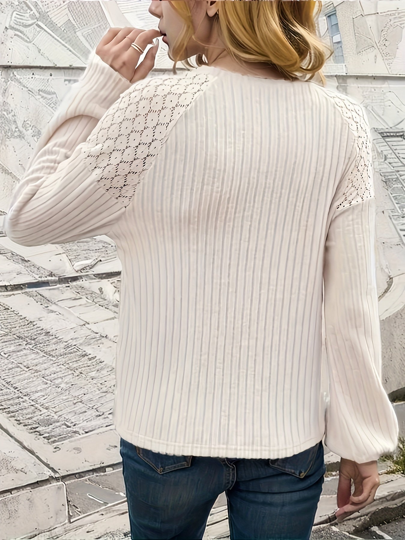 Sudadera elegante de cuello redondo con costuras de encaje de talla grande - Suéter suave con botones lisos y mangas largas para otoño y primavera - Ropa informal cómoda para mujer para la vida diaria