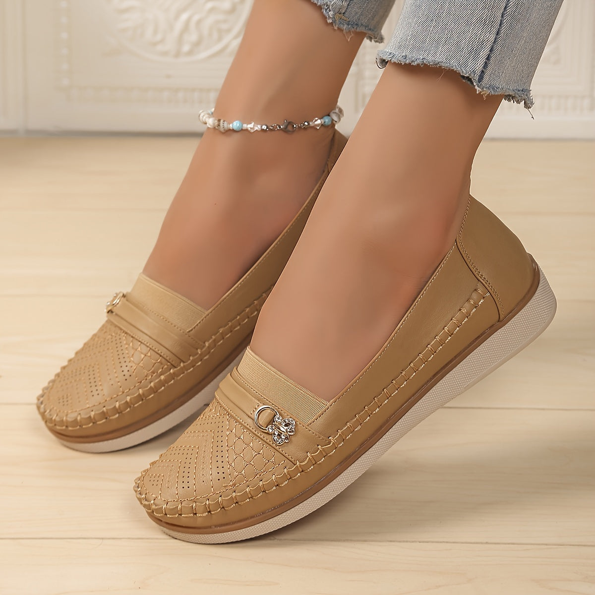 Elegant Women's Slip-On Loafers with Decorative Buckle - Retro Solid Color, Versatile Casual Shoes