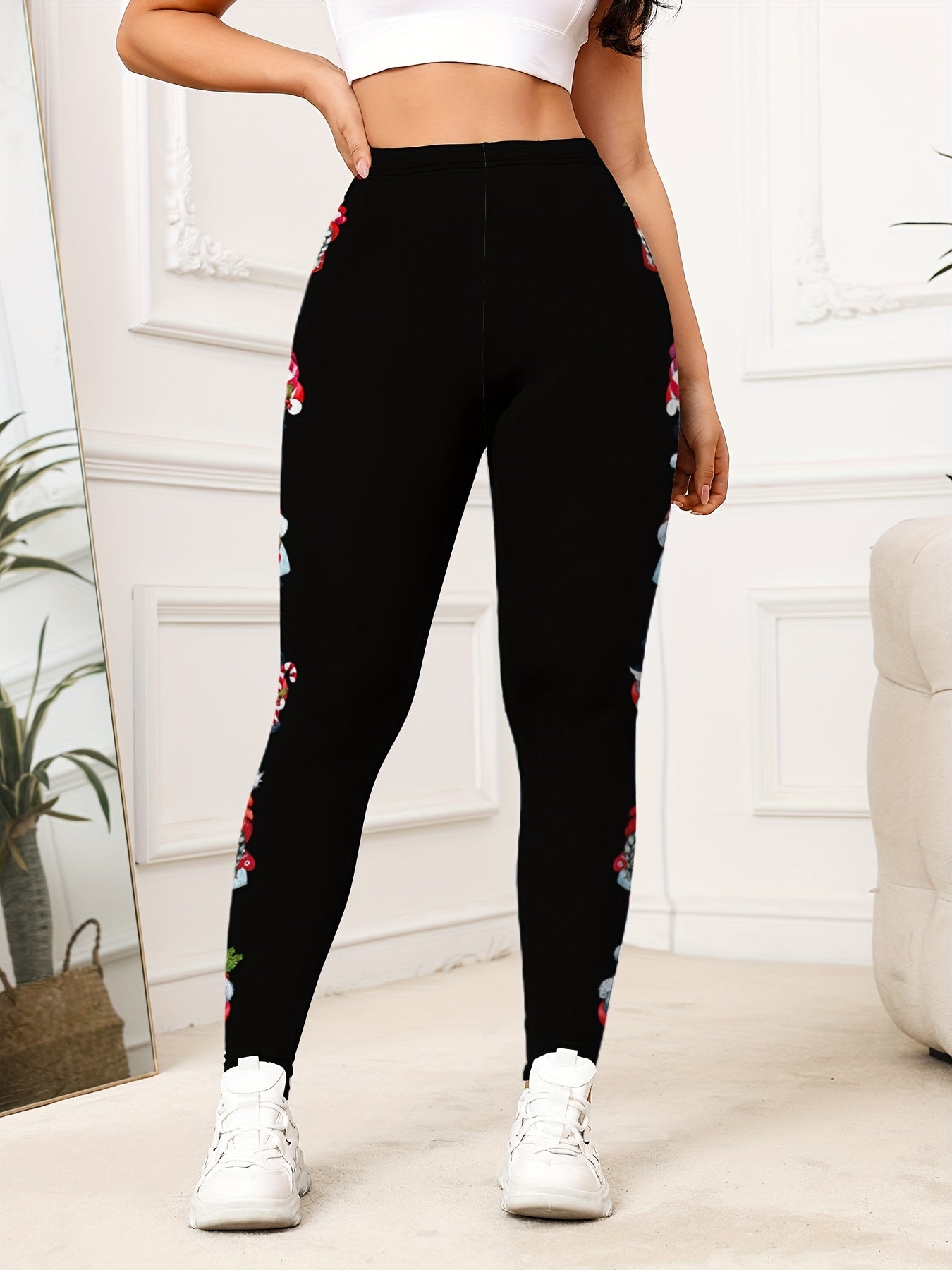 Leggings de yoga de cintura alta con estampado navideño festivo para mujer, pantalones deportivos de fitness de poliéster elástico, patrón asimétrico de Papá Noel, ajuste regular para todas las estaciones