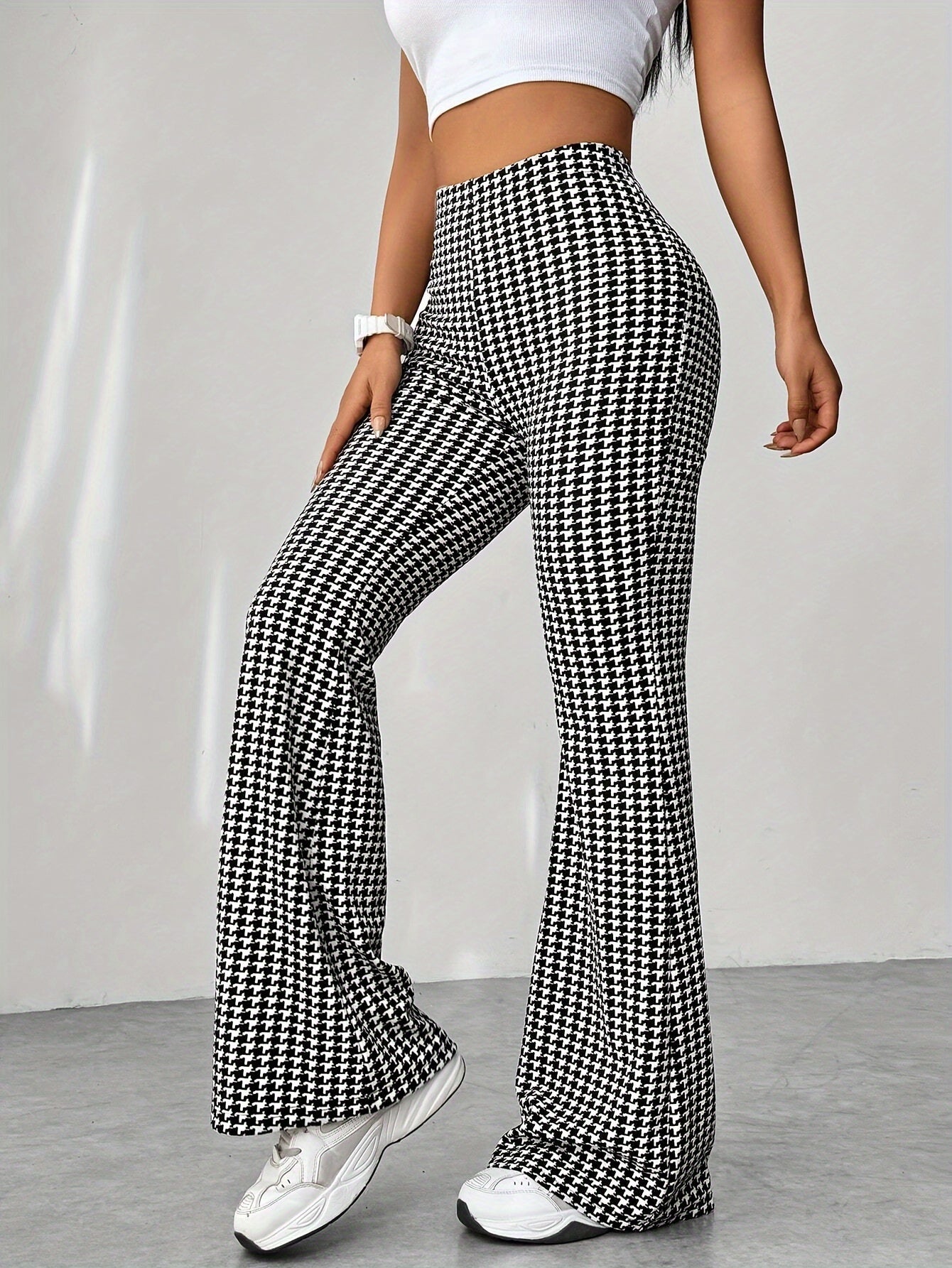 Stylish Houndstooth Flare Leg Pants