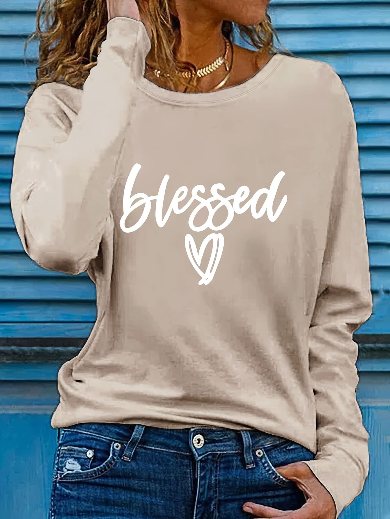 Women'S "Blessed" Heart Applique Long Sleeve Sweatshirt, Regular Fit