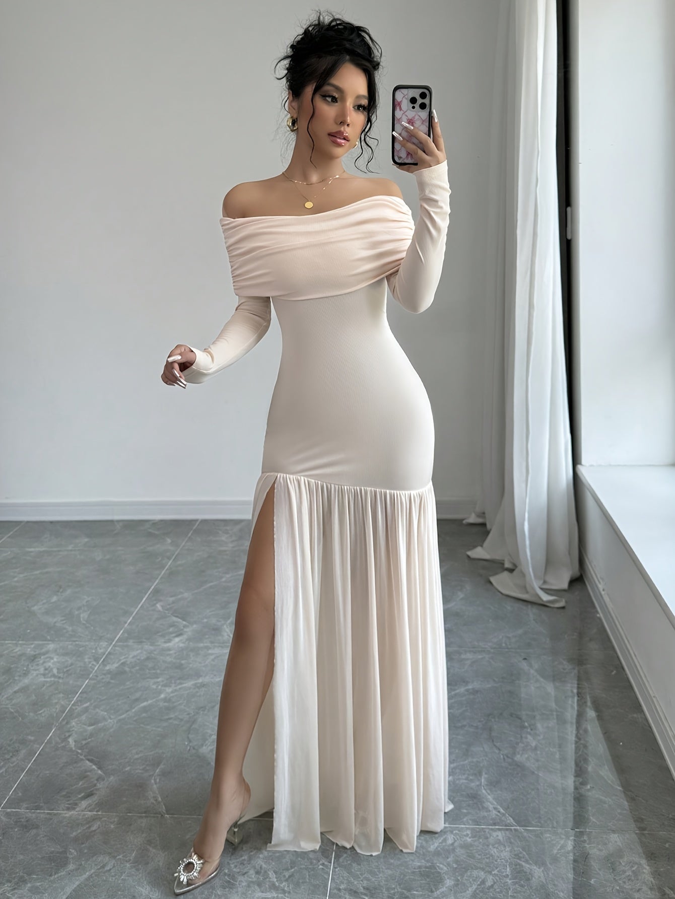 Women's Solid Color Off-Shoulder Long Sleeve Split Pleated Dress