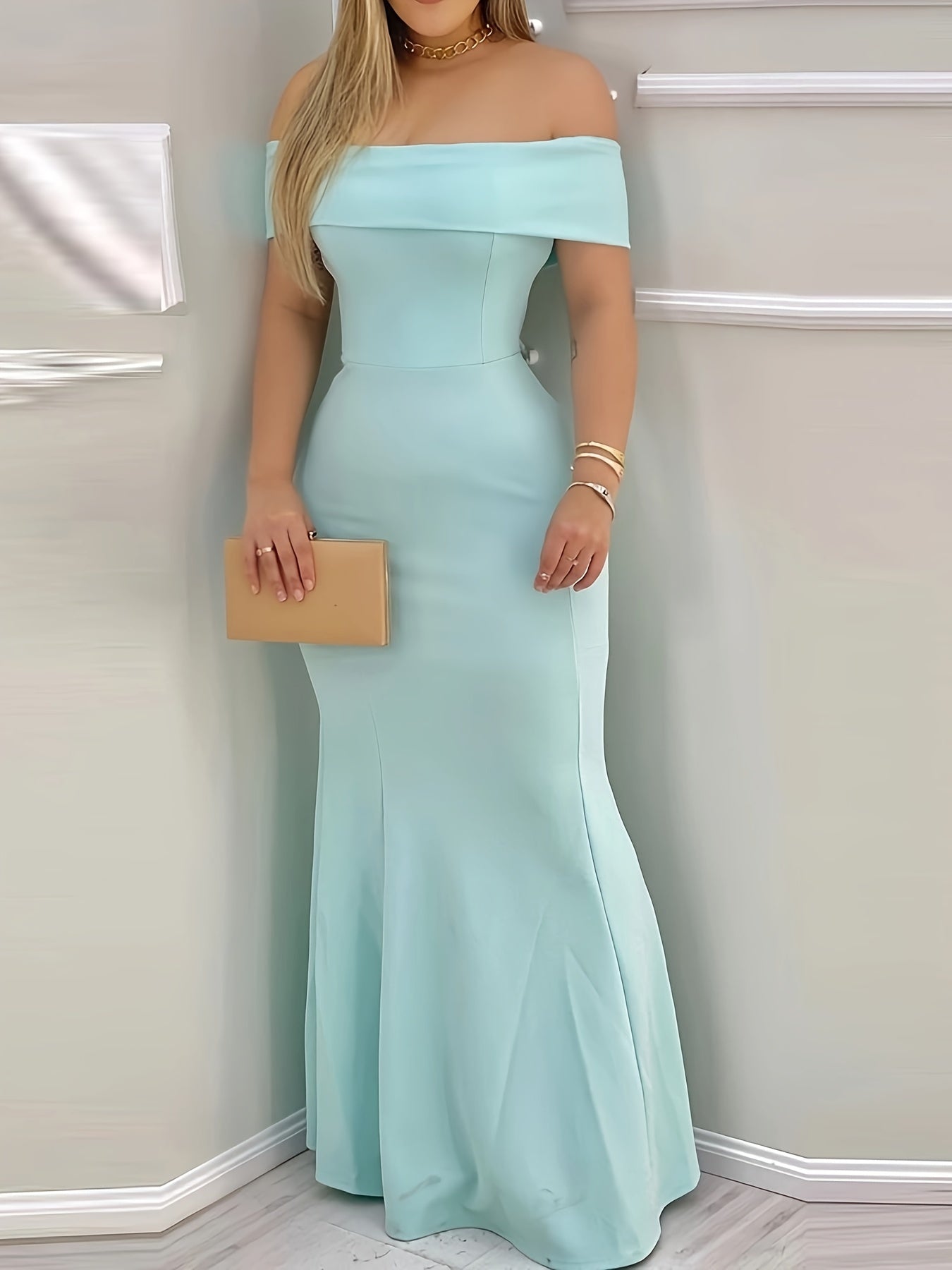 Elegante vestido largo liso con hombros descubiertos: vestidos de mujer para fiestas, banquetes, bodas, ocasiones especiales, compromisos, ceremonias y eventos nocturnos con un diseño elegante