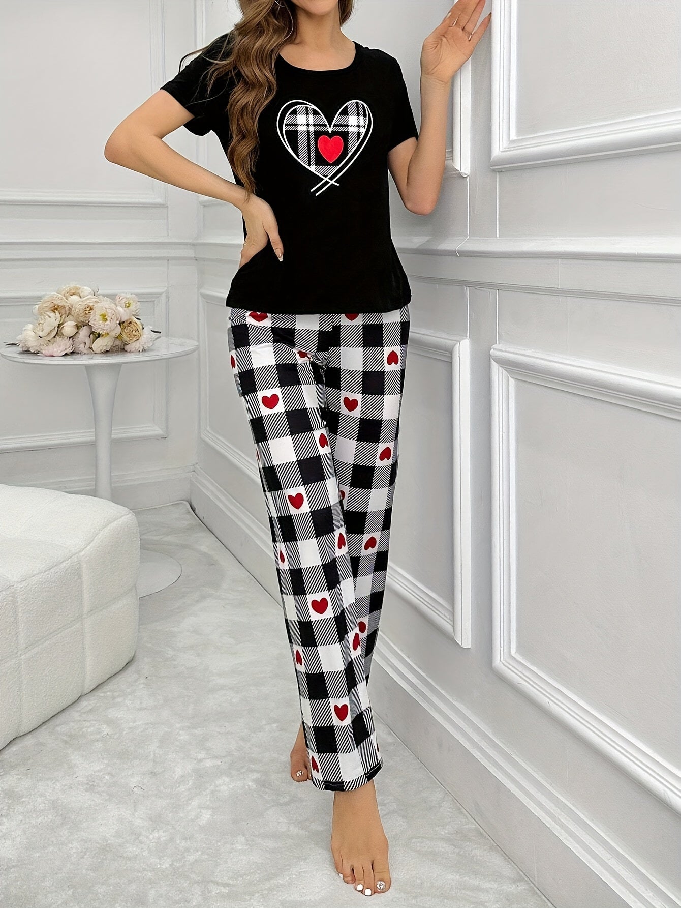 Cozy Heart Plaid Print Pajama Set for Women - Soft, Relaxed Fit, Short Sleeve Crew Neck Top & Pants