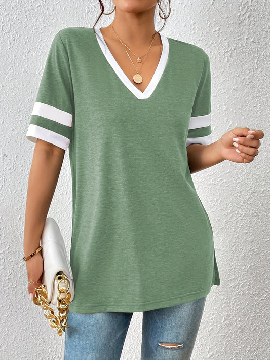 Stylish Contrast Trim V-neck T-Shirt