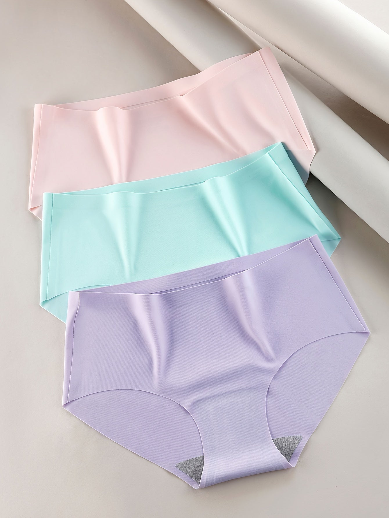 Comfy Chic Seamless Briefs - Ultra Soft & Silky 3pcs - LuxyXO