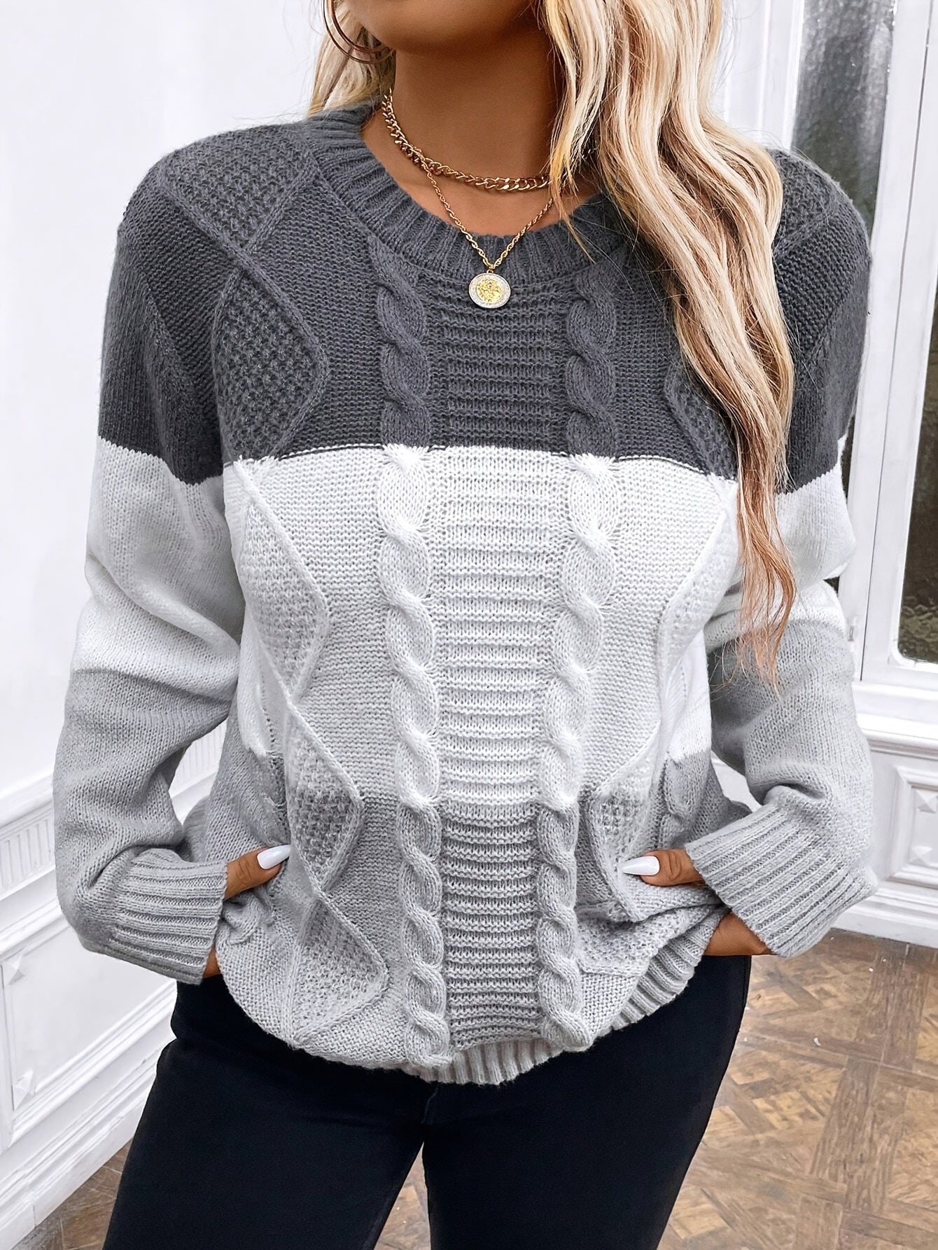 Elegant Plus Size Colorblock Cable Knit Sweater for Women - Casual Long Sleeve Round Neck Pullover