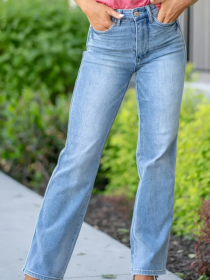 Los jeans elásticos de tiro alto y pierna recta para mujer son suaves, cómodos y versátiles, lo que los hace perfectos para un estilo urbano informal, salidas de invierno y uso diario.