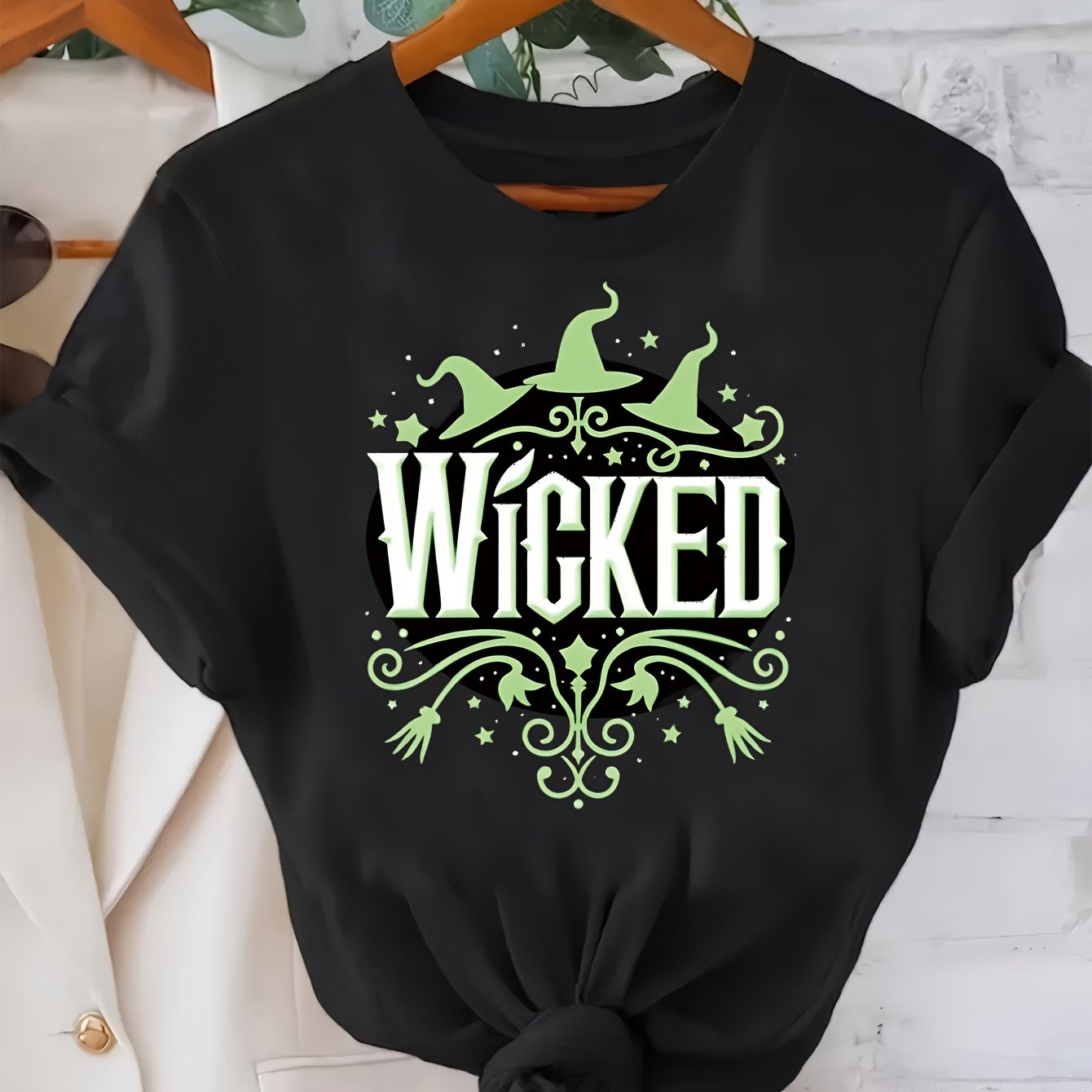 Camiseta con estampado gótico "Wicked" para mujer, cuello redondo informal, manga corta, tejido transpirable, corte regular, poliéster, prenda superior de moda para todas las estaciones